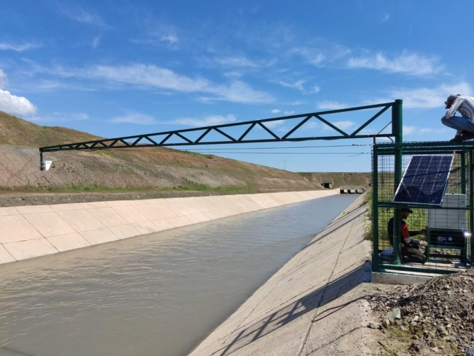 بلوتوث NYRD-901 صناعية 80GHz رادار مستوى جهاز إرسال 4-20mA الخروج للخيوط الألومنيوم السائلة تثبيت 3